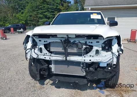 2024 Toyota Tacoma Sr 4Wd z USA, uszkodzony, nr VIN 3TYLD5KN5RT002073